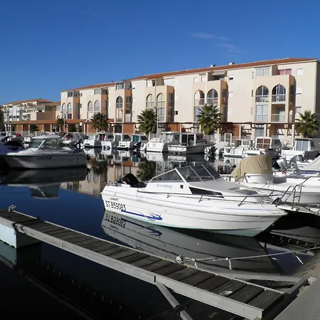 Studio-mezzanine Lumineux Avec Parking A 150m Des Plages, Animaux Bienvenus - Fr-1-338-330 * Sète