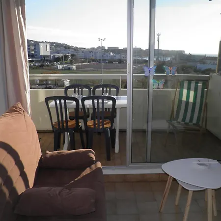 Studio-mezzanine Lumineux Avec Parking A 150m Des Plages, Animaux Bienvenus - Fr-1-338-330 דירה Sète